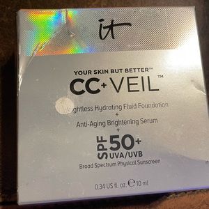 New IT COSMETIC tan compact